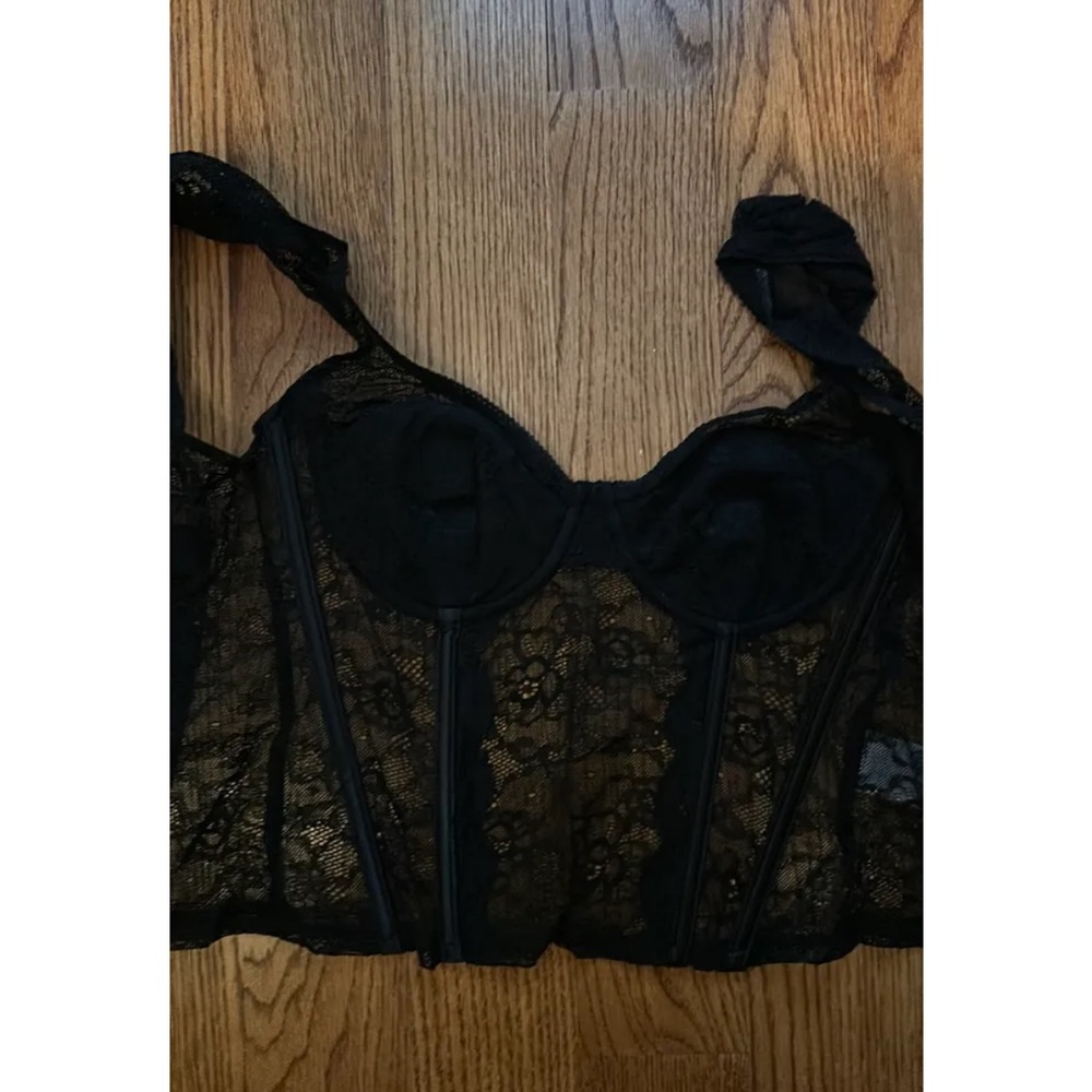 Edikted Women’s Rita Lace Corset Top